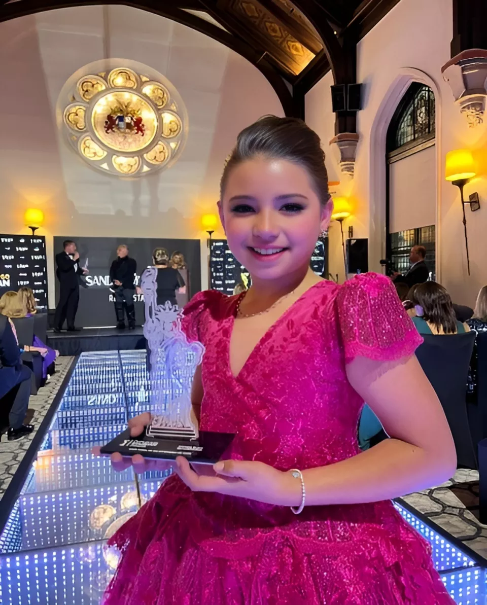 Sophia Eldo em Noite de Gala em Nova Iorque 